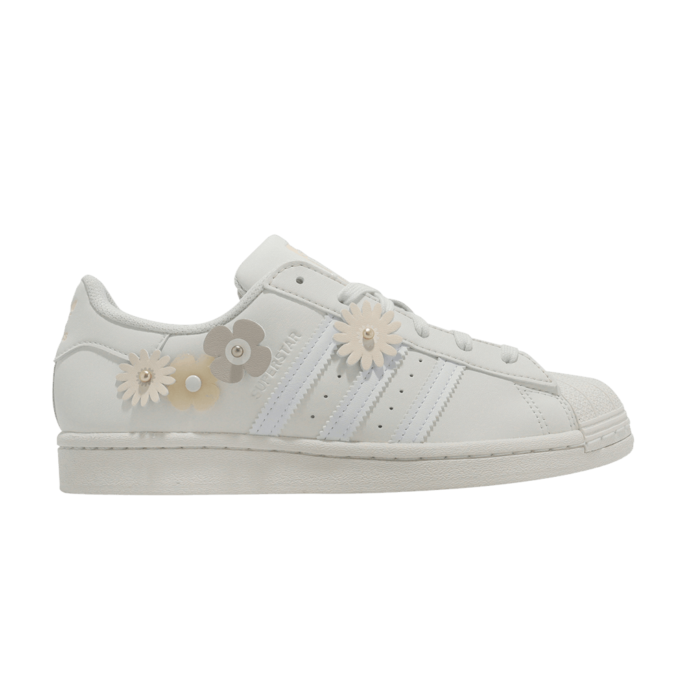 (Women) adidas Superstar ‘Floral’ GX2172