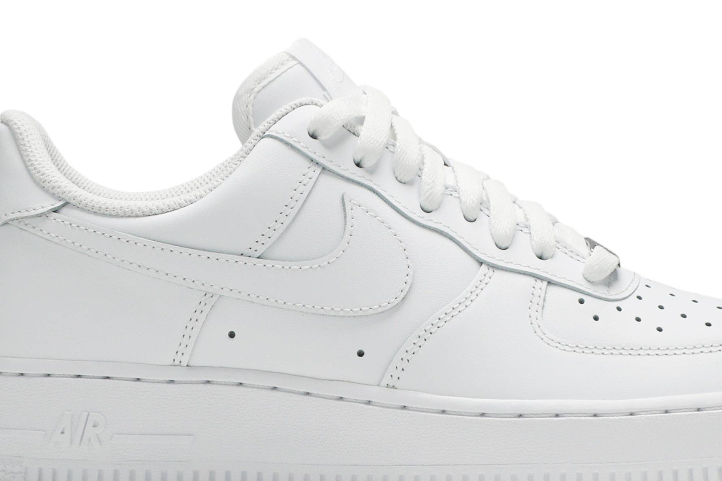 (Women) Nike Air Force 1 07 Triple White DD8959-100