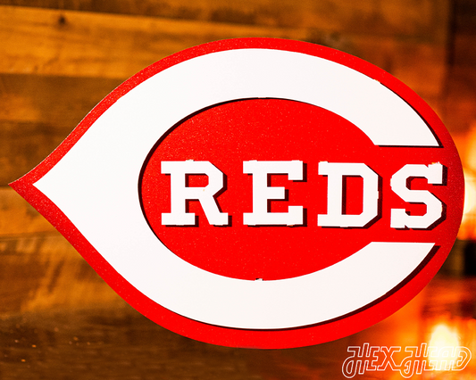 Cincinnati Reds "CLASSIC C" 3D Vintage Metal Wall Art