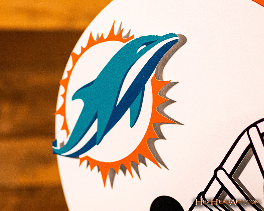 BLITZ Collection - Miami Dolphins Helmet 3D Vintage Metal Wall Art