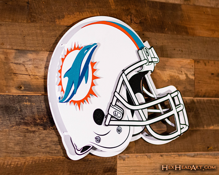 BLITZ Collection - Miami Dolphins Helmet 3D Vintage Metal Wall Art