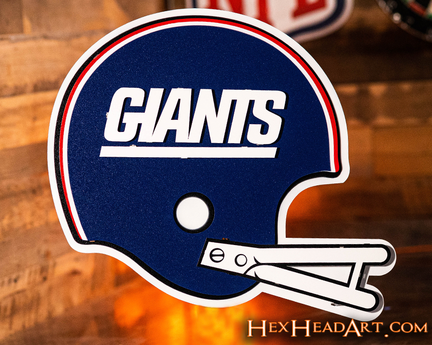 New York Giants Retro Helmet 3D Vintage Metal Wall Art