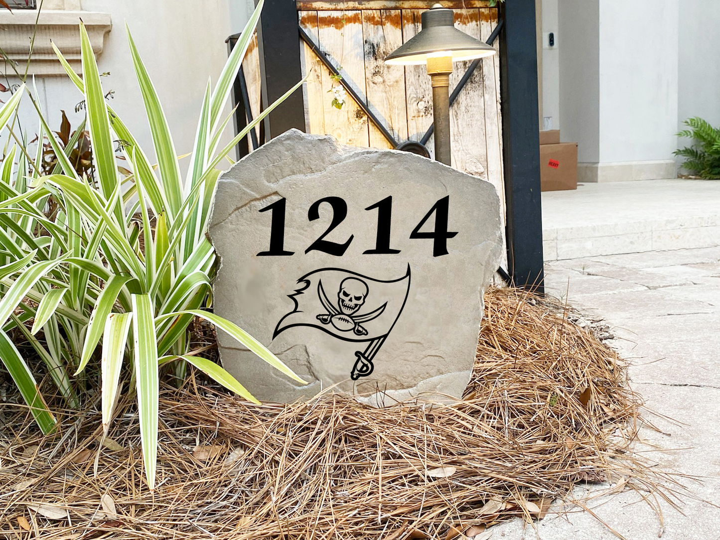 Tampa Bay Buccaneers Design-A-Stone Landscape Art Address Stone