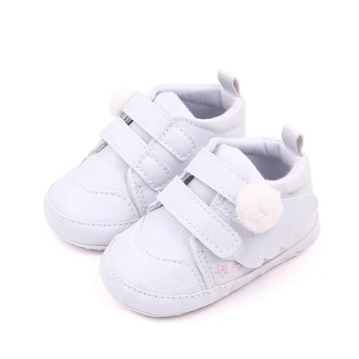 Adorable Angel Wings Sneakers for Boys & Girls - Soft Sole, Non-Slip Leather Shoes for Newborns & First Steps