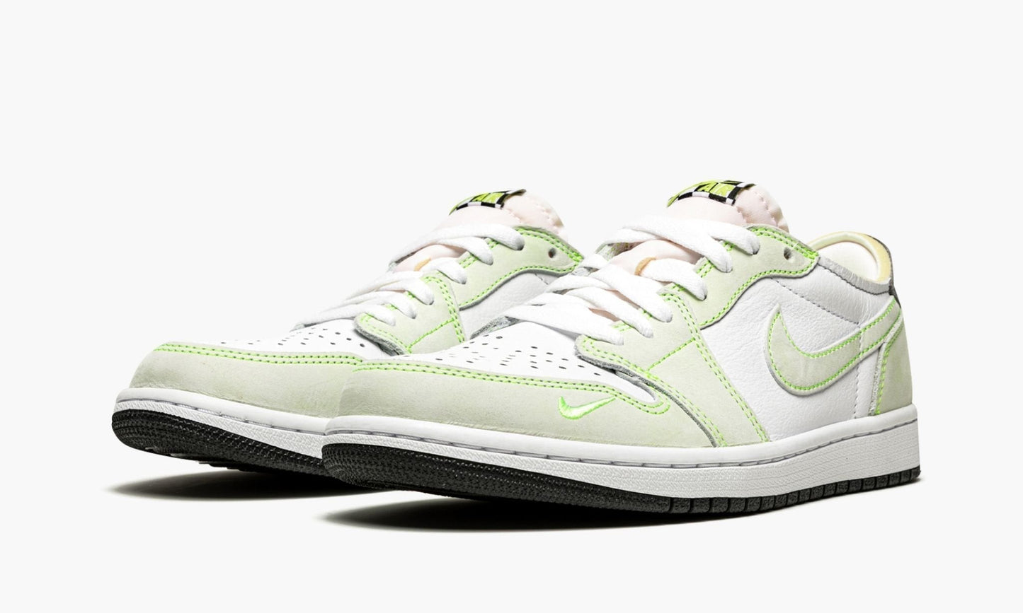 Air Jordan 1 Low OG “Ghost Green”