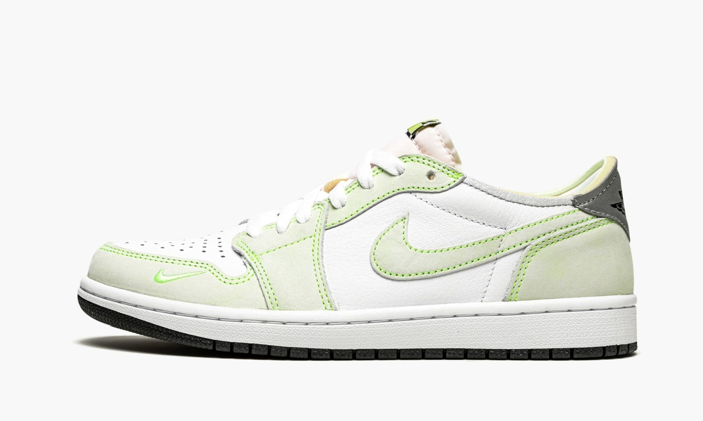 Air Jordan 1 Low OG “Ghost Green”