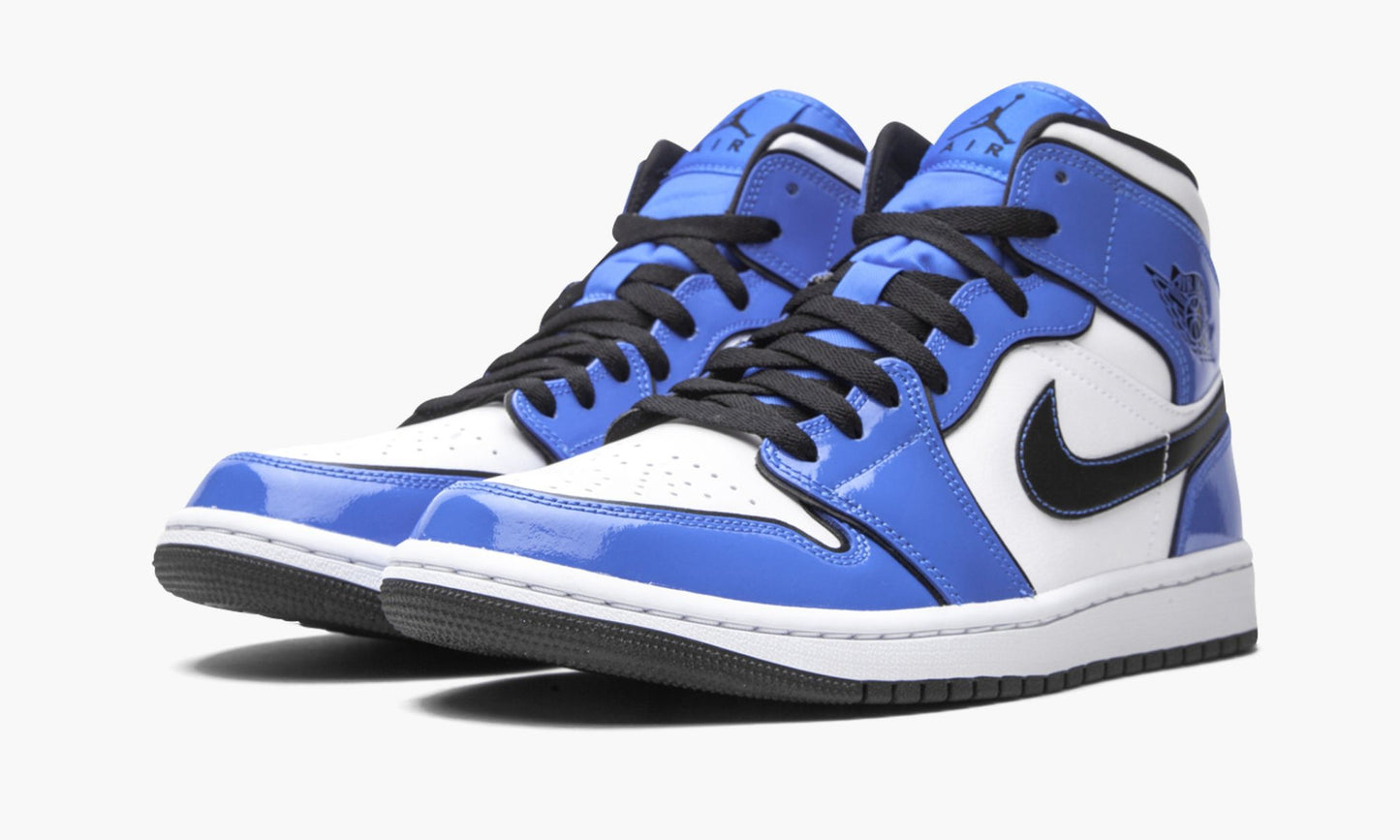 Air Jordan 1 Mid SE “Signal Blue”