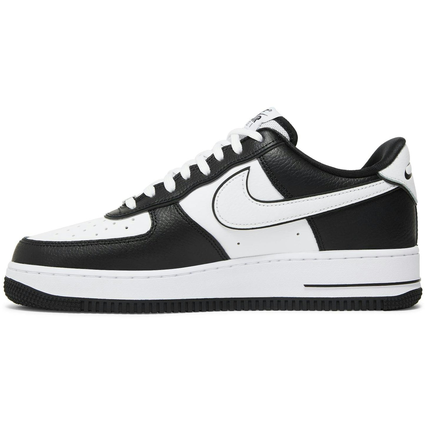 Nike Air Force 1 Low ’07 LV8 ‘Panda’ DX3115-100