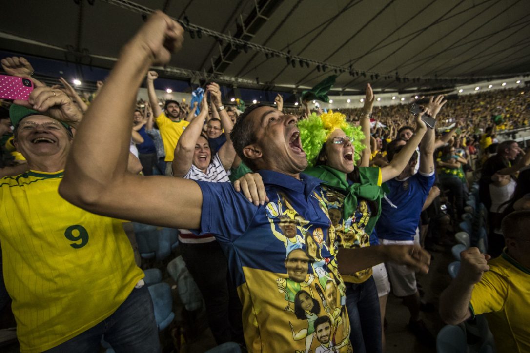 Neymar gives Brazil first soccer gold